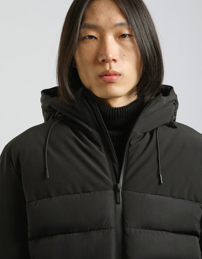 Giubbotto imbottito con cappuccio