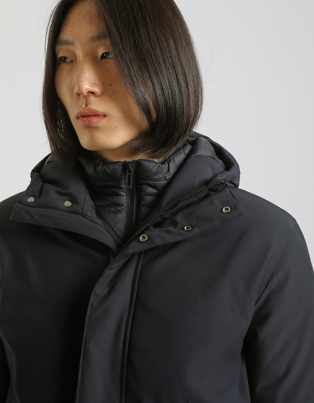 Giubbotto lungo imbottito con cappuccio