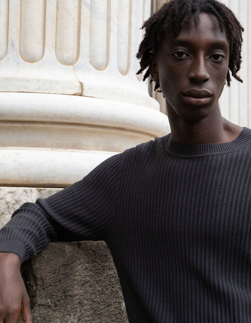 Maglia girocollo a coste